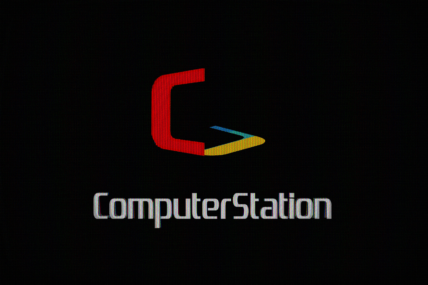 Een PlayStation-logo maar met 2x C, en 'ComputerStation'.